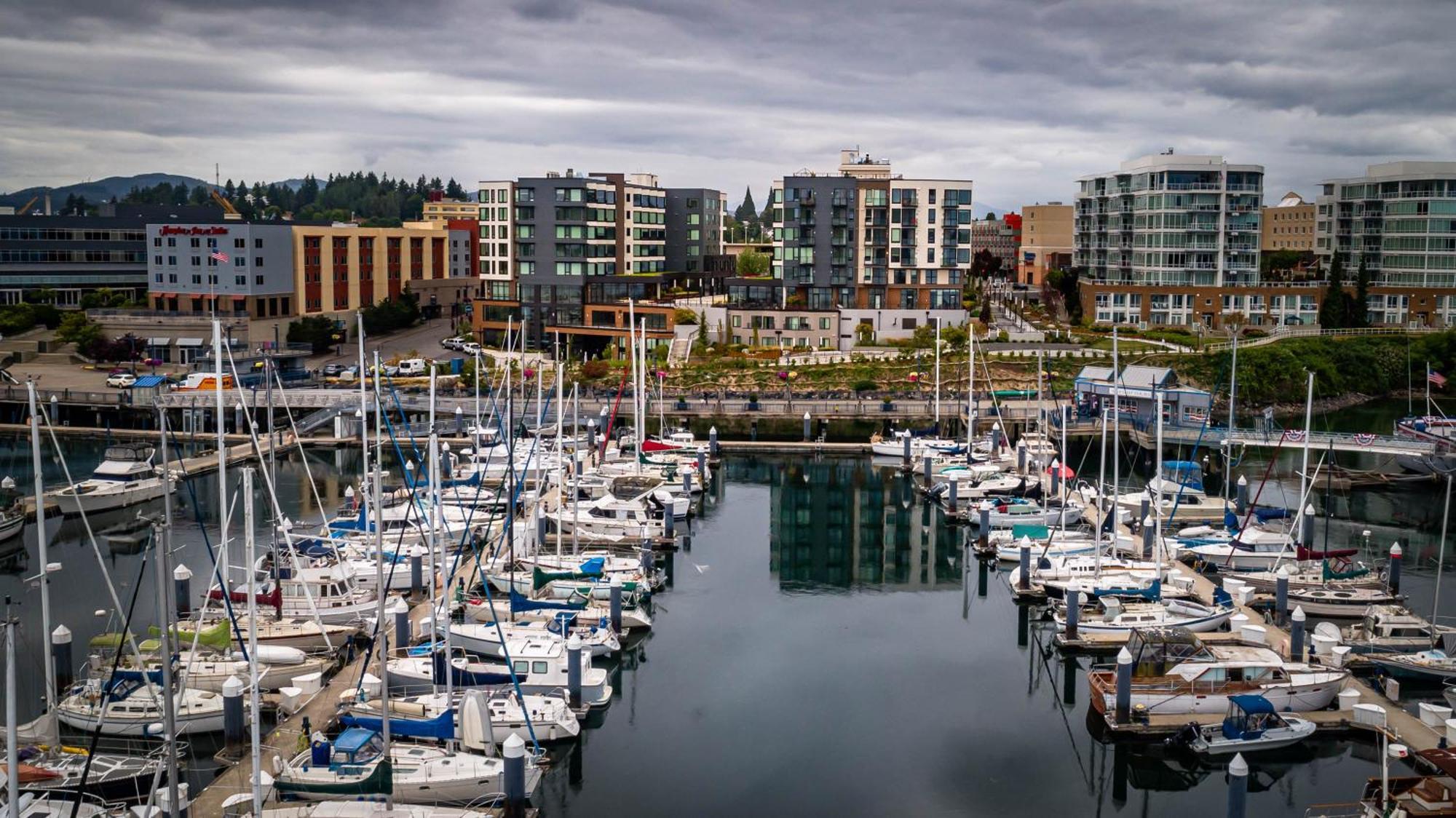 Marina Square Suites Bremerton Bagian luar foto