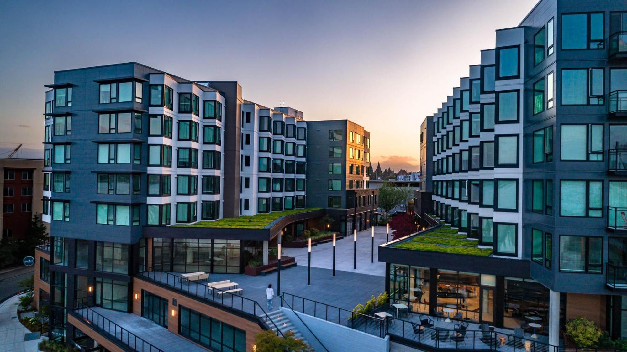 Marina Square Suites Bremerton Bagian luar foto